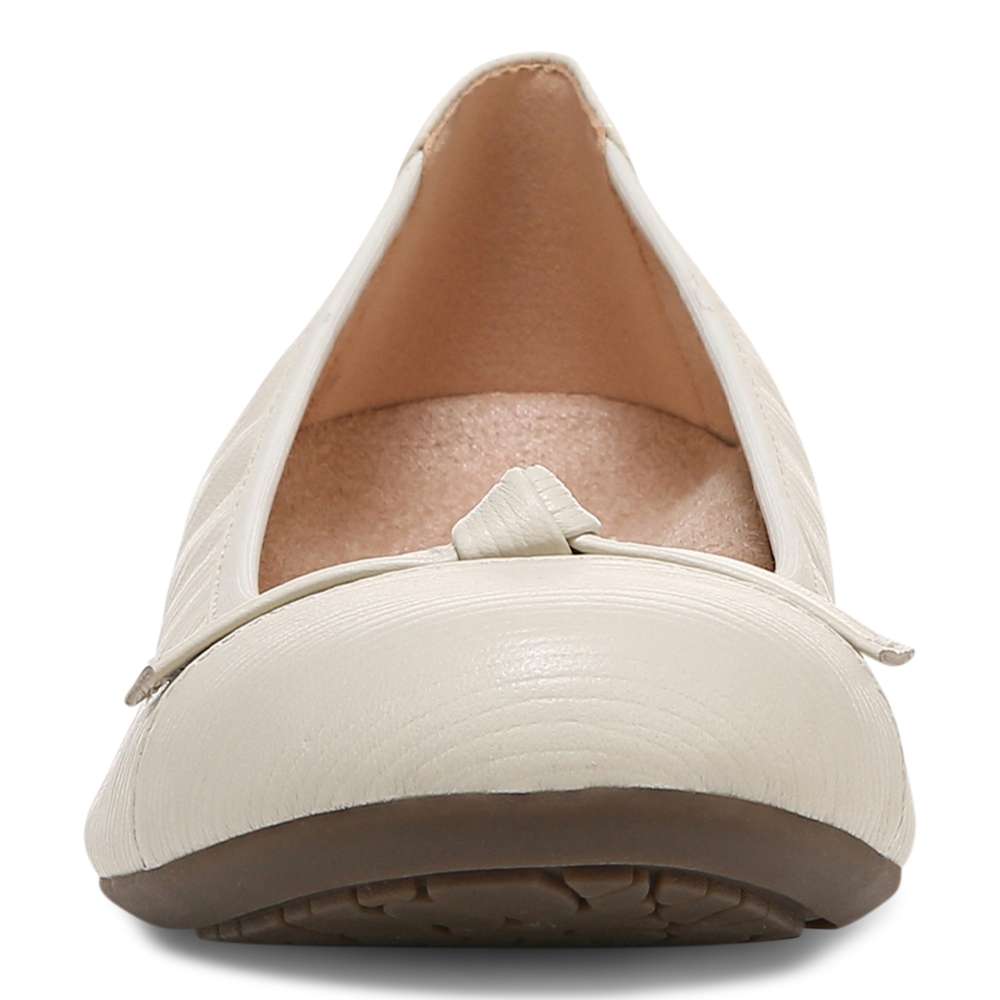 Amorie Ballet Flat - Cream Wavy