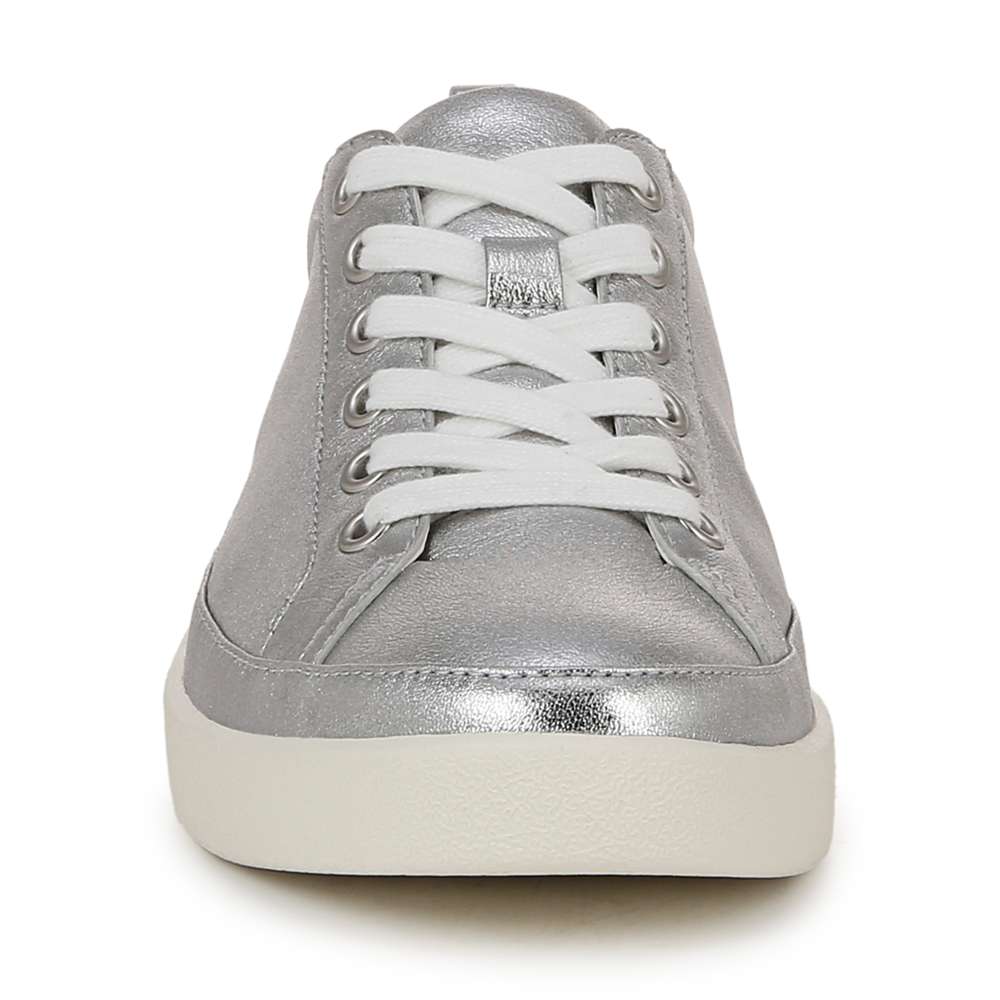 Winny Lace-Up Sneaker - Silver