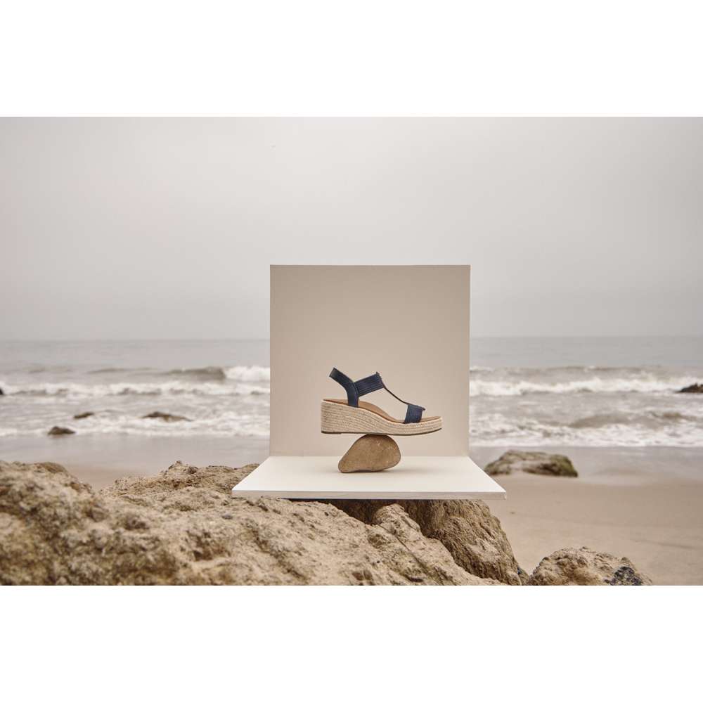 Calera Wedge - Navy Leather